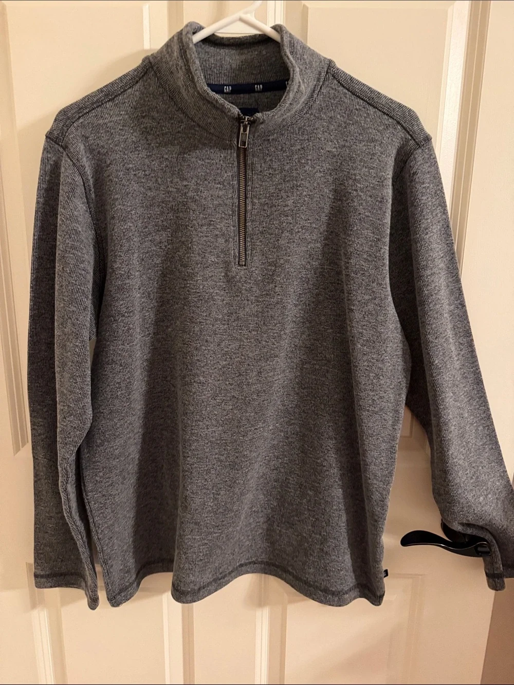 GAP Men’s Gray Quarter-Zip Sweater
